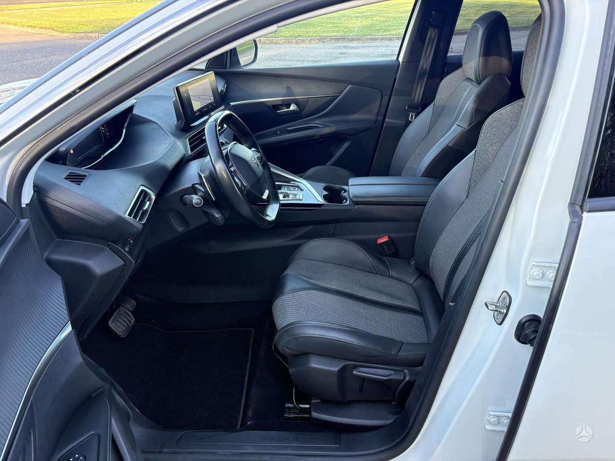 Peugeot 3008 - 11