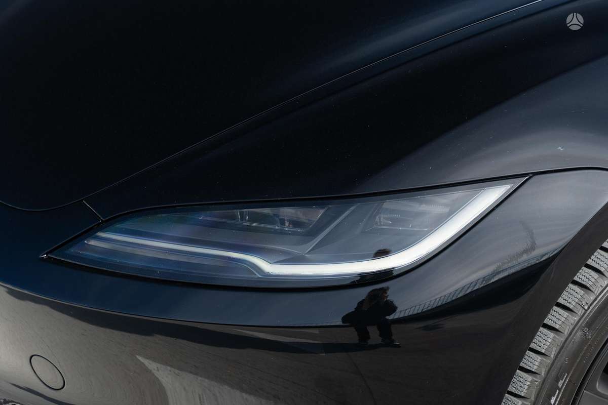 Tesla Model 3, 60 kWh, sedanas