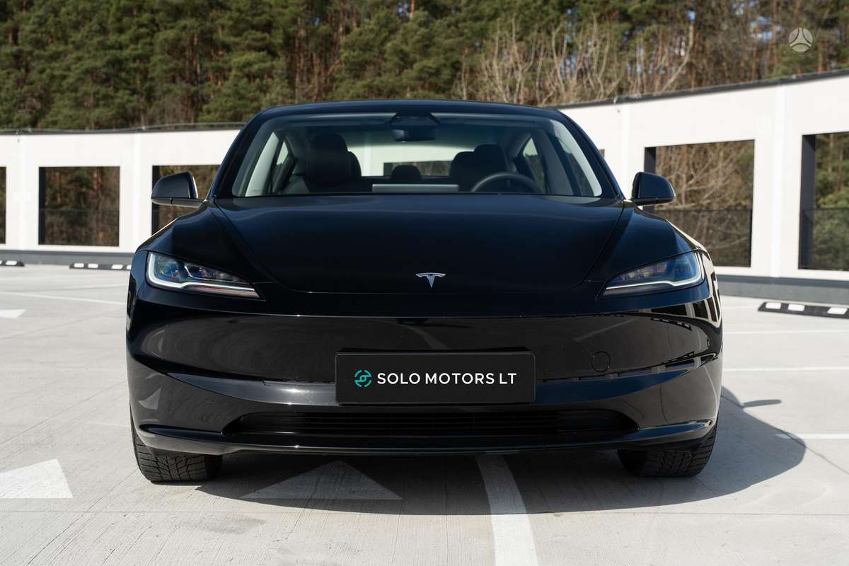Tesla Model 3, 60 kWh, sedanas