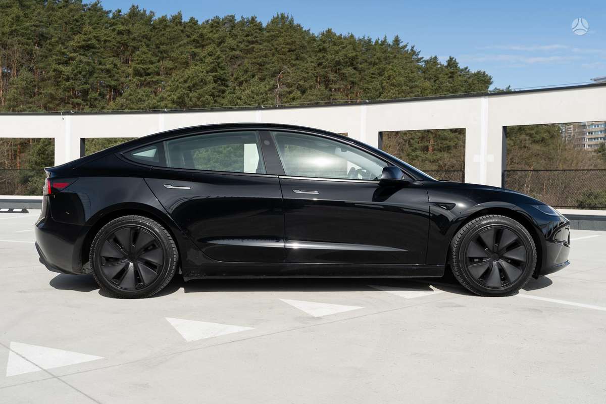 Tesla Model 3, 60 kWh, sedanas