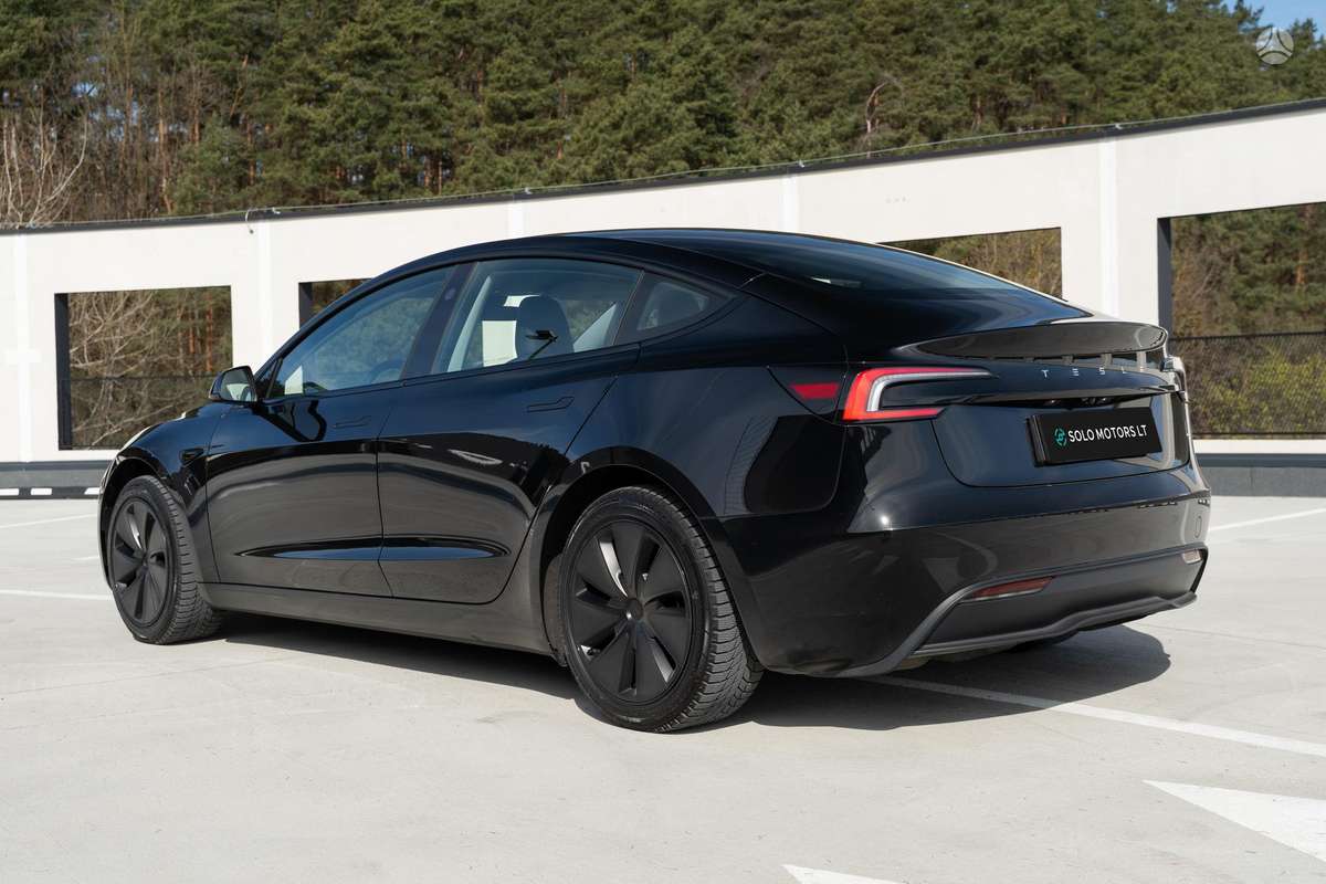 Tesla Model 3, 60 kWh, sedanas