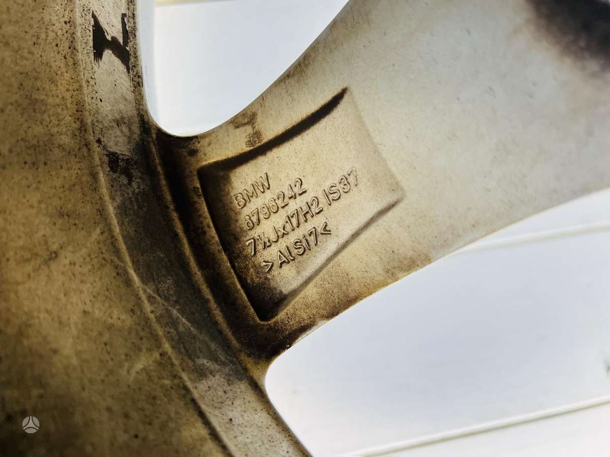 BMW, lengvojo lydinio, R17