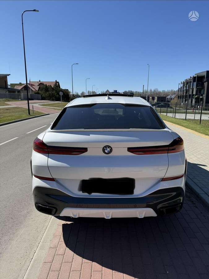 BMW X6, 3.0 l., hatchback