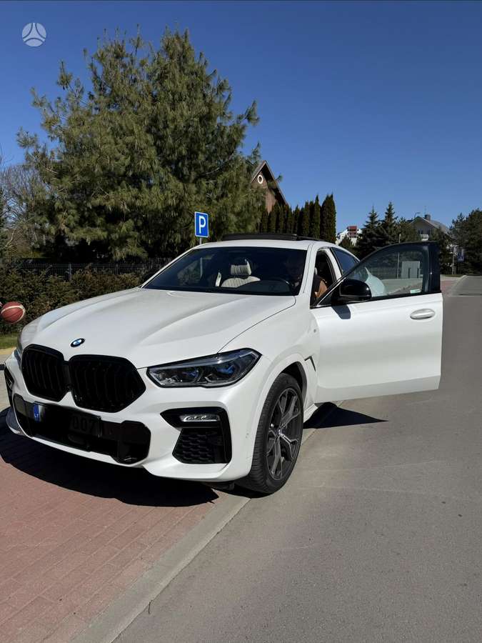 BMW X6, 3.0 l., hatchback