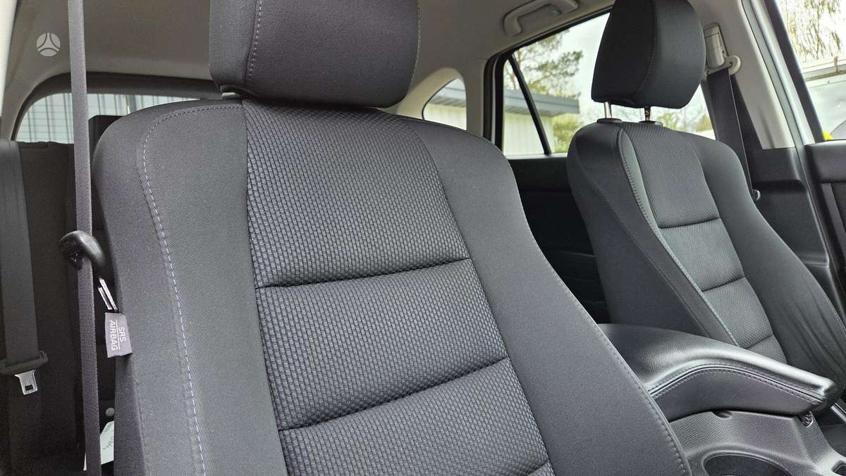 Mazda CX-5, 2.2 l., off-road / crossover