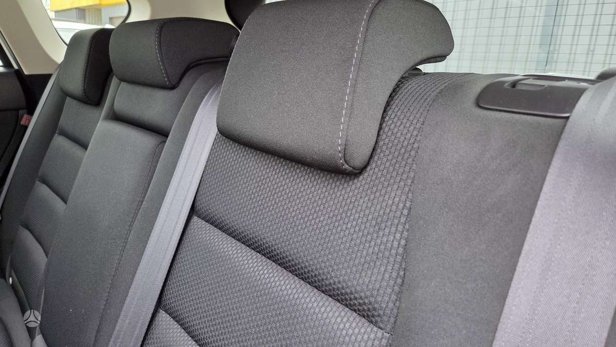 Mazda CX-5, 2.2 l., off-road / crossover