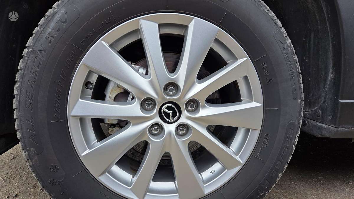 Mazda CX-5, 2.2 l., off-road / crossover