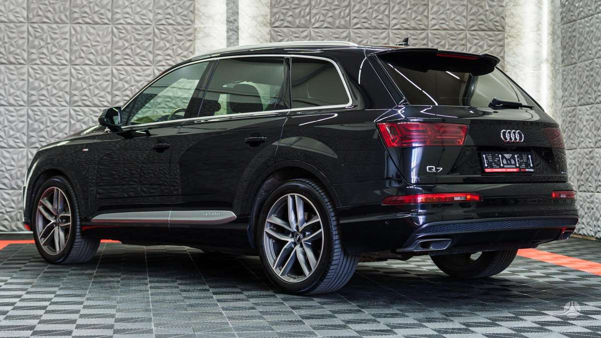Audi Q7, 3.0 l., Внедорожник / Кроссовер