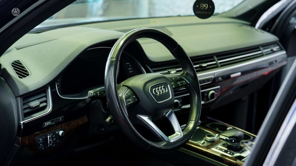 Audi Q7, 3.0 l., Внедорожник / Кроссовер