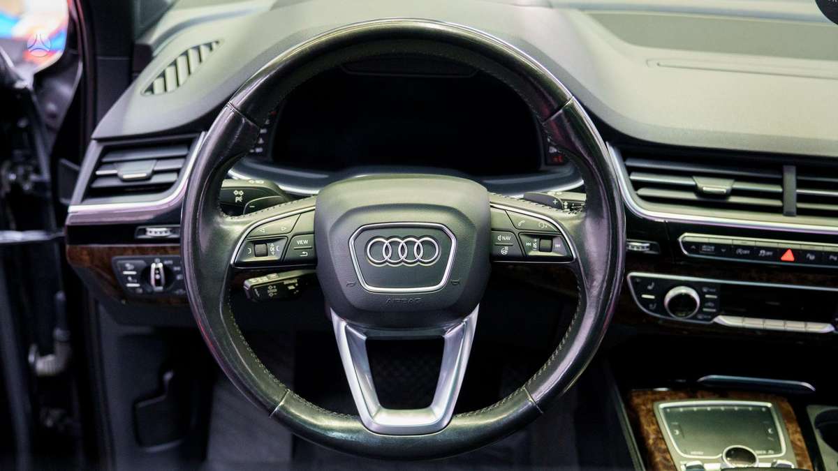 Audi Q7, 3.0 l., Внедорожник / Кроссовер