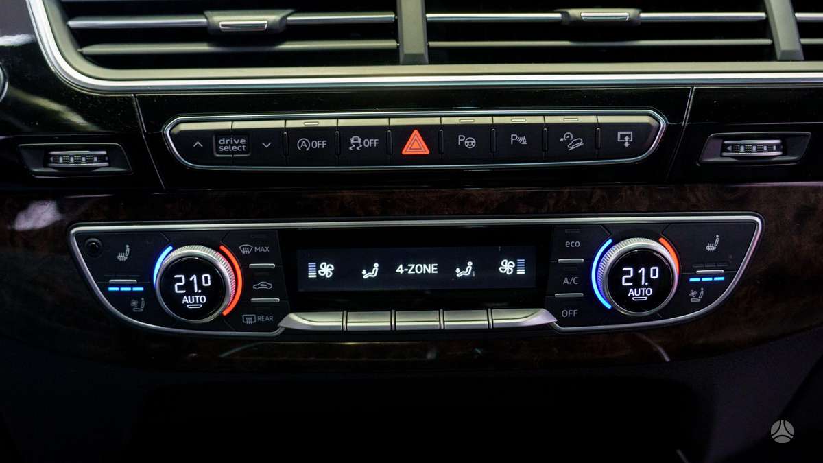 Audi Q7, 3.0 l., Внедорожник / Кроссовер