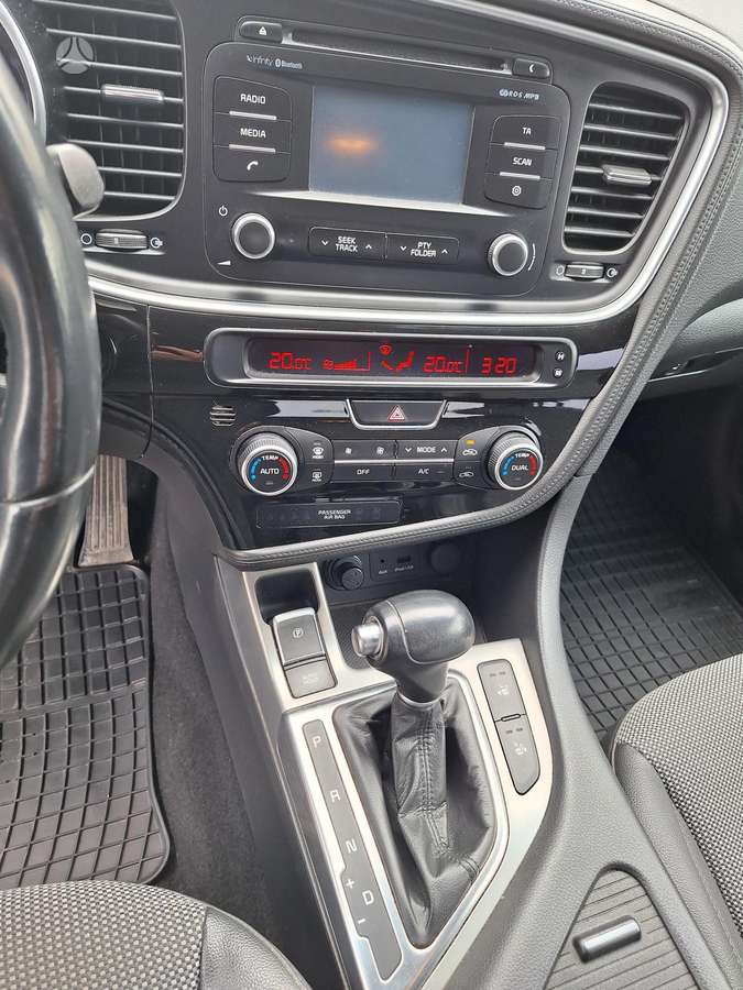 Kia Optima, 1.7 l., sedanas