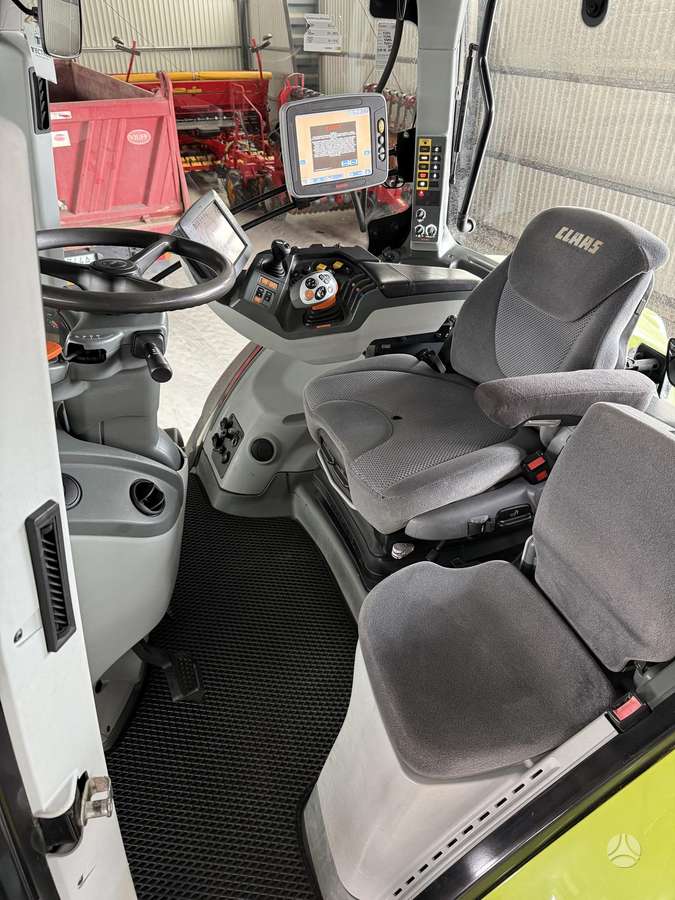 Claas Axion 930 CMATIC, tractors