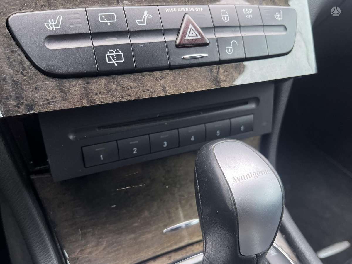 Mercedes-Benz E320, 3.2 l., Универсал