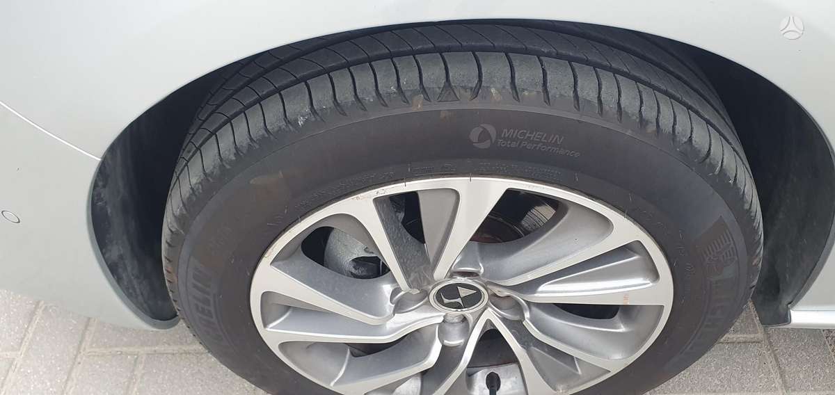 Citroen DS4, 1.2 l., hatchback