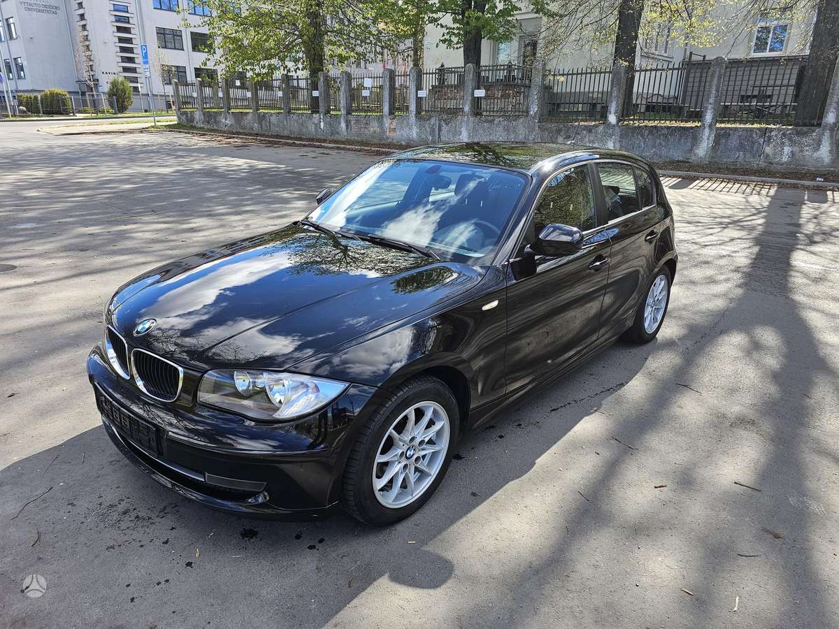 BMW 116, 2.0 l., hatchback