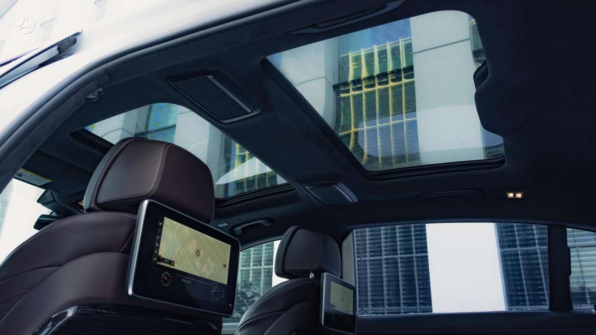 BMW 750, 4.4 l., limuzinas