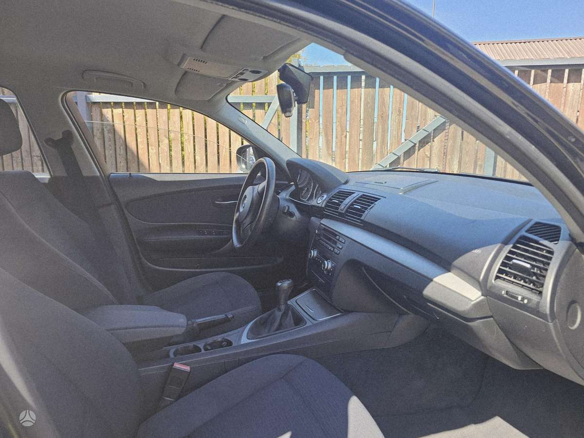 BMW 116, 2.0 l., hatchback