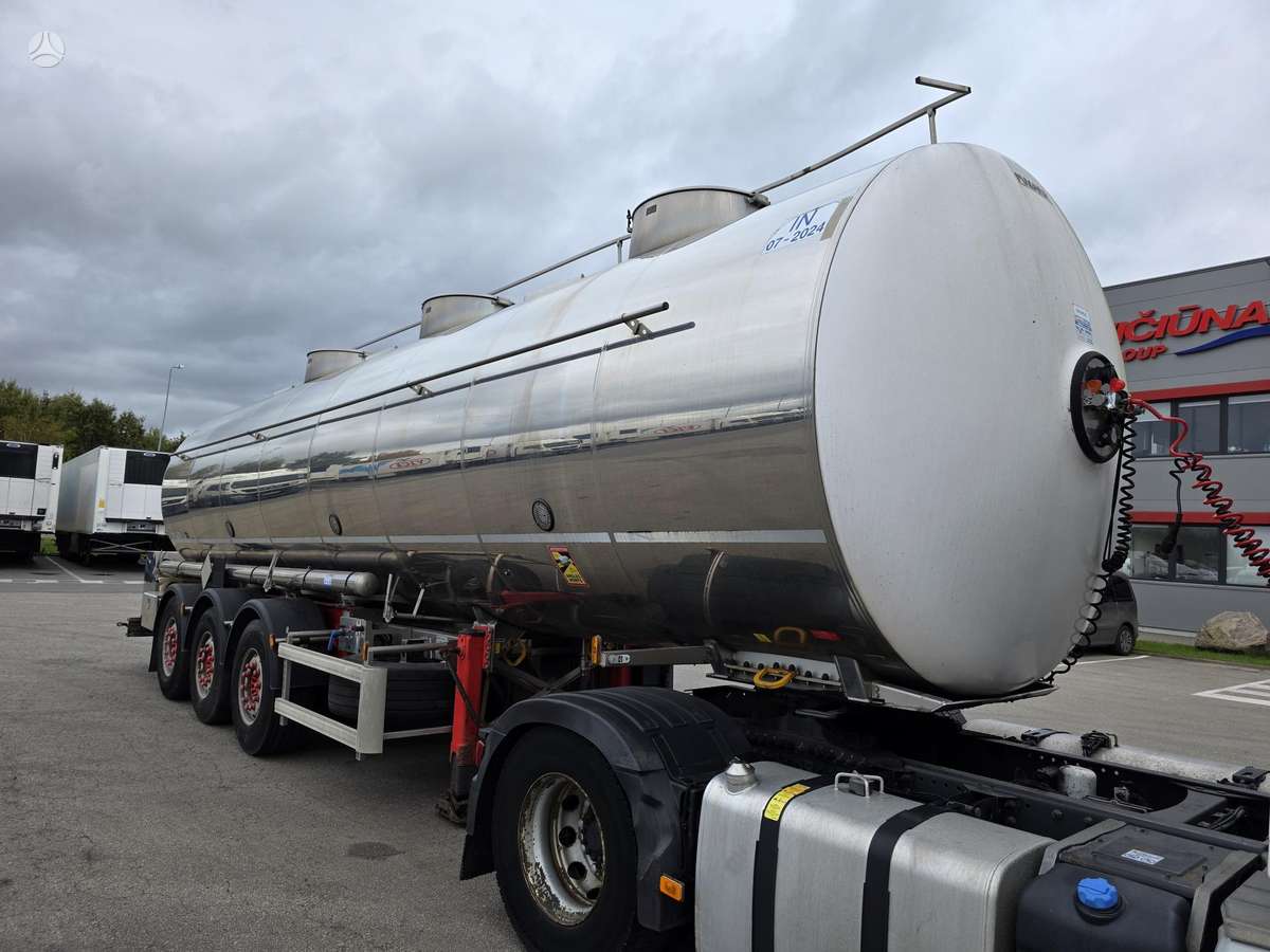 Magyar, tanker