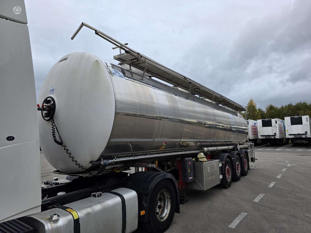 Magyar, tanker
