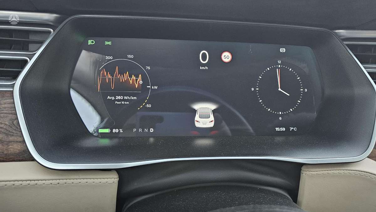 Tesla Model S, 90 кВт·ч, Седан