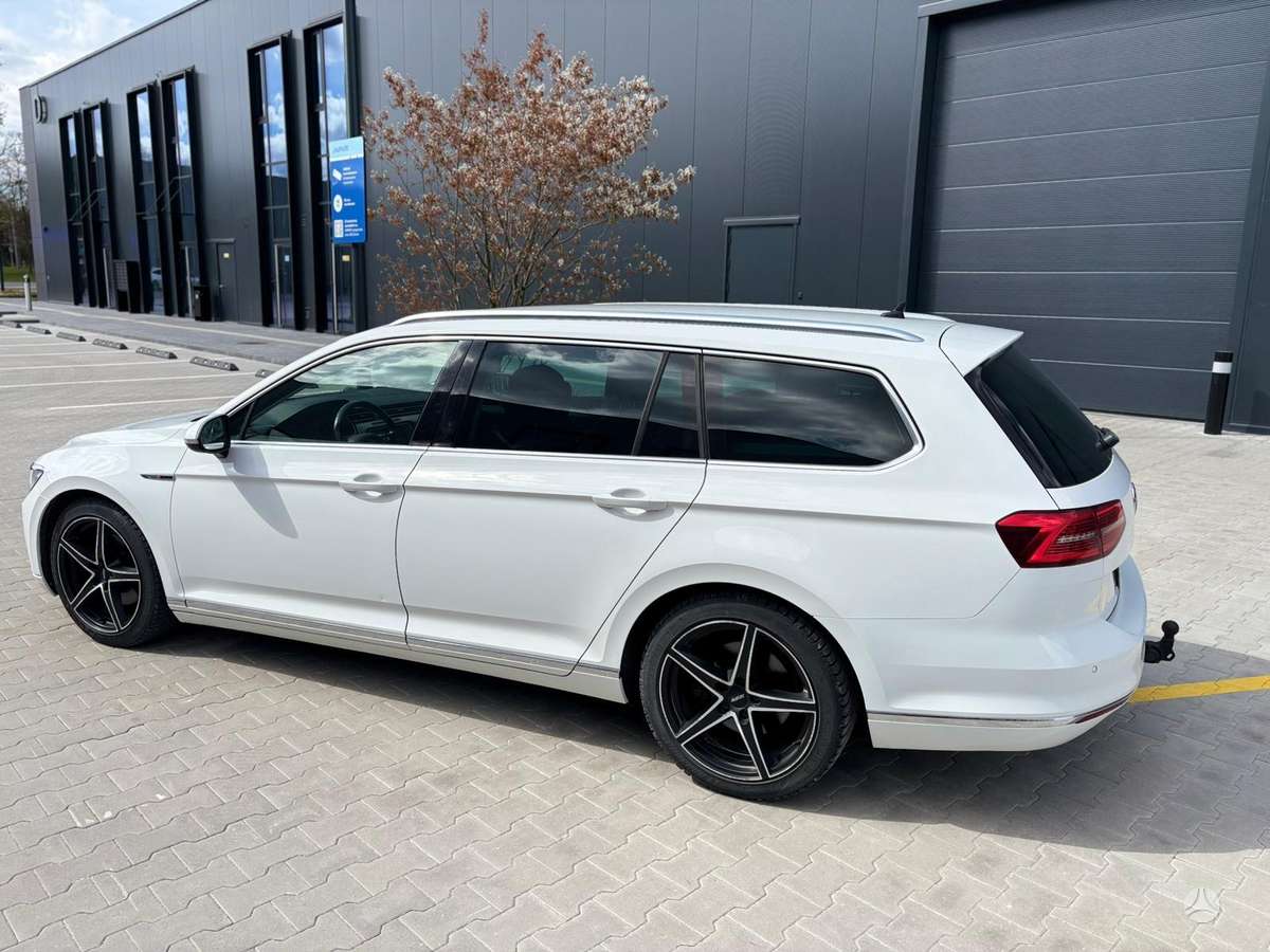 Volkswagen Passat, 2.0 l., Универсал