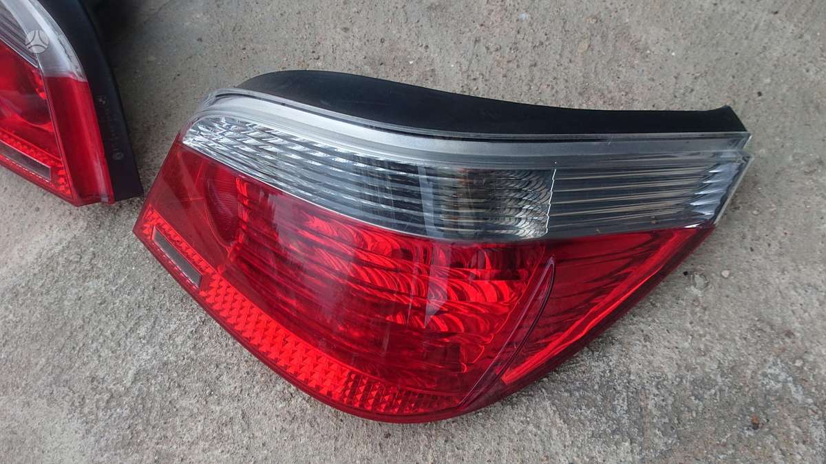 BMW 5 serija lights