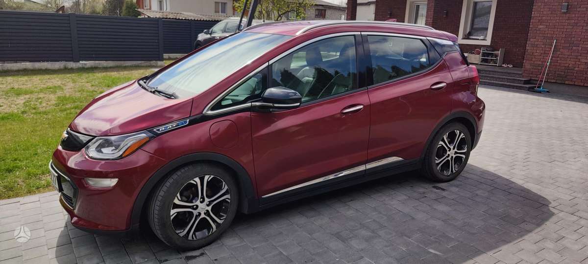 Chevrolet Bolt, 64 кВт·ч, Хэтчбек
