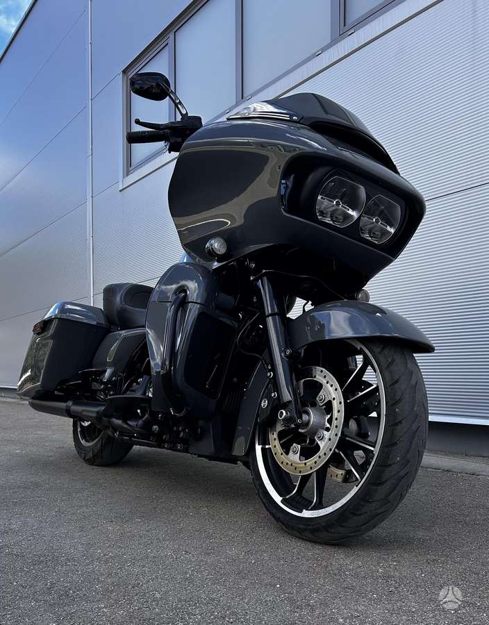 Harley-Davidson Road Glide 1746cc, choppers / cruisers / custom