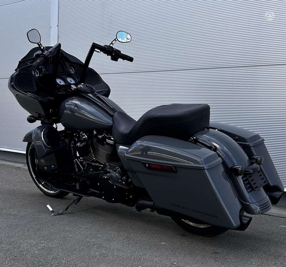 Harley-Davidson Road Glide 1746cc, choppers / cruisers / custom