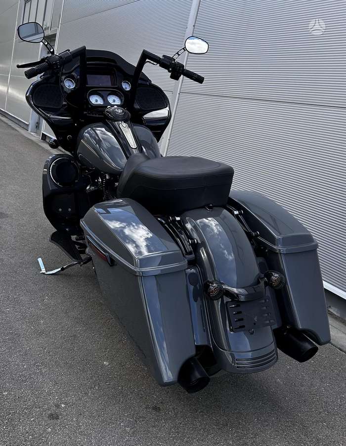 Harley-Davidson Road Glide 1746cc, choppers / cruisers / custom