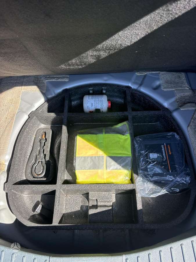 Ford C-MAX, 1.0 l., hatchback