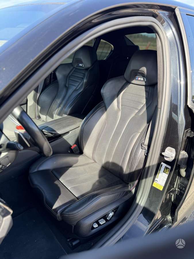 BMW M5, 4.4 l., Седан