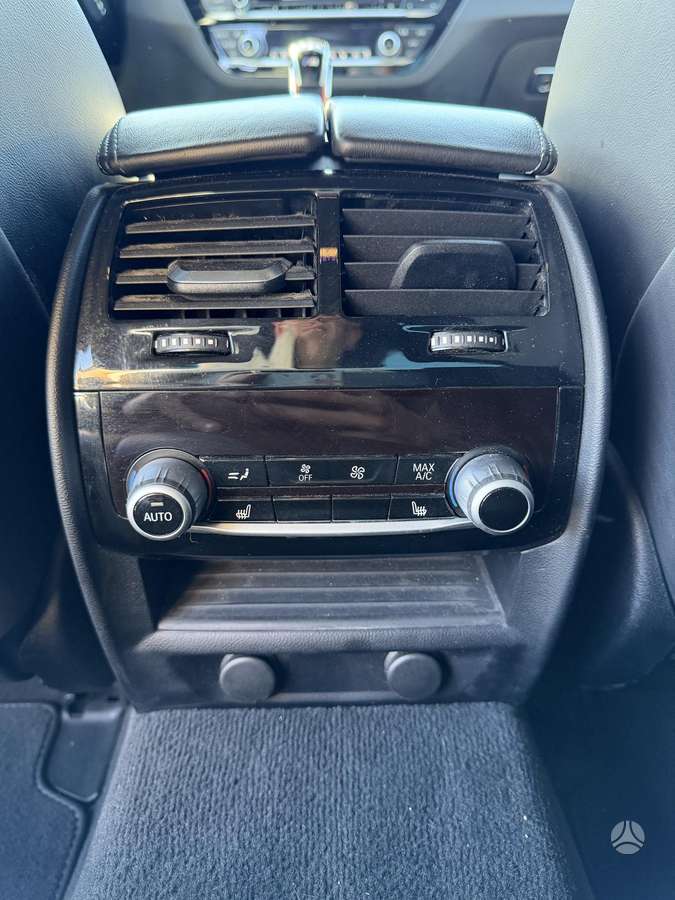 BMW M5, 4.4 l., Седан