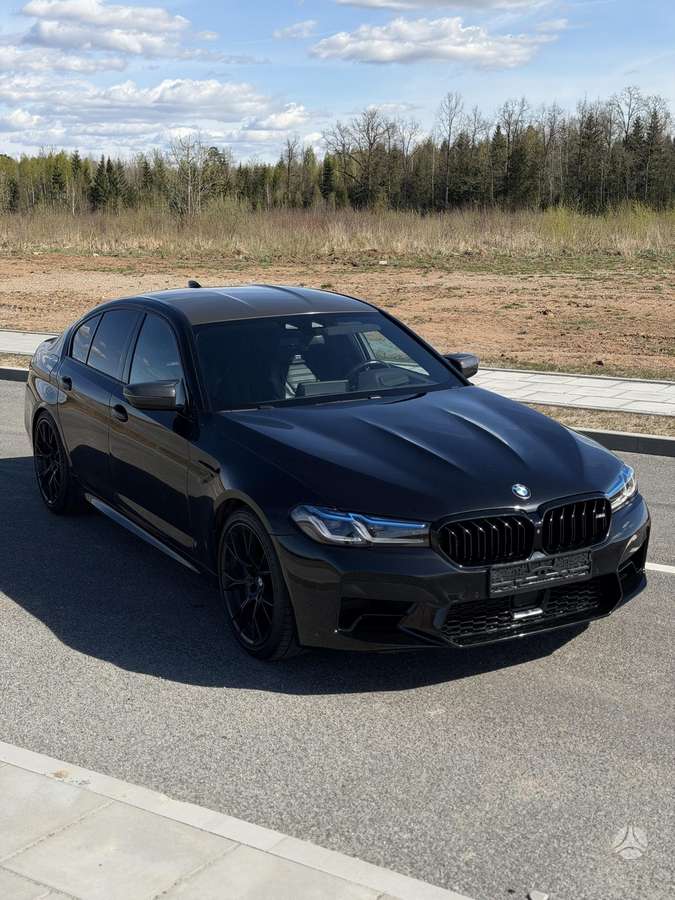 BMW M5, 4.4 l., Седан