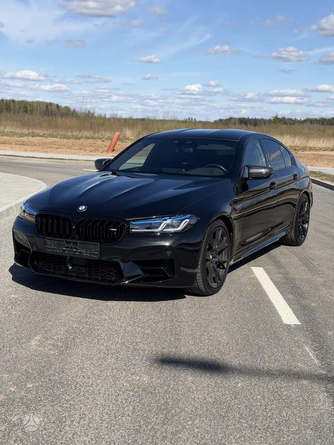 BMW M5, 4.4 l., Седан