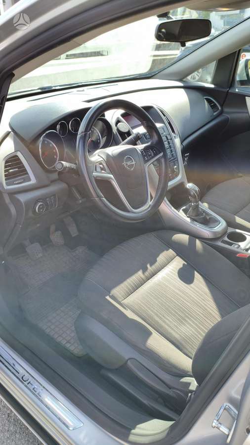 Opel Astra, 1.4 l., hatchback