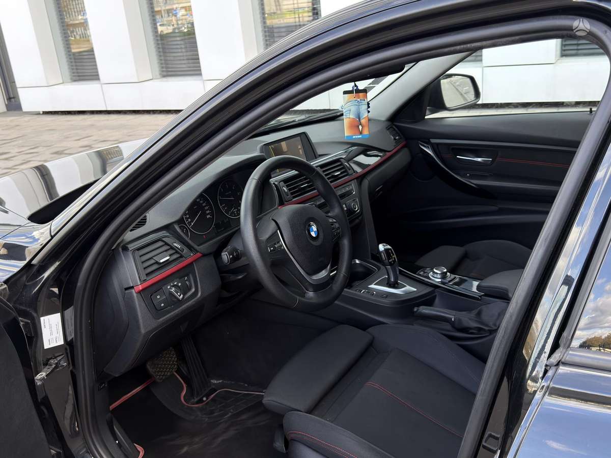BMW 320, 2.0 l., wagon