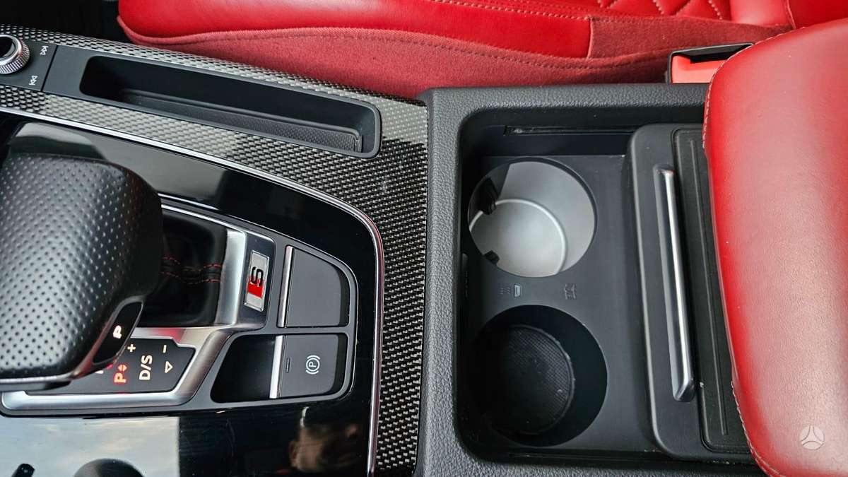 Audi SQ5, off-road / crossover