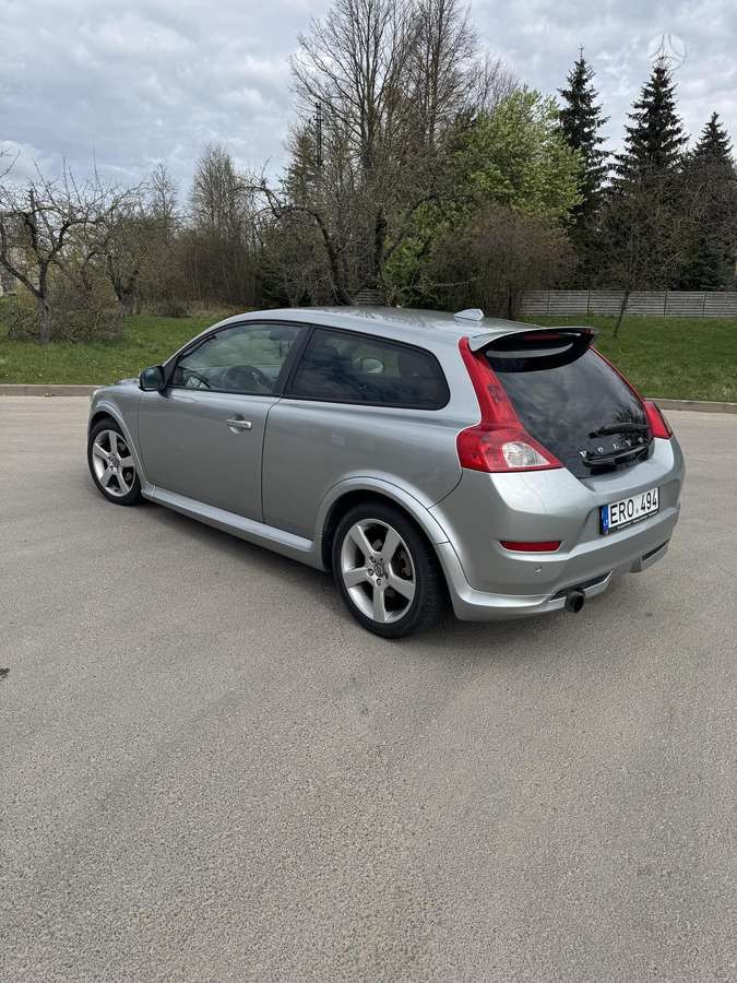 Volvo C30, 1.6 l., hatchback