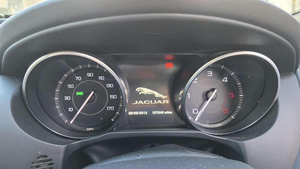 Jaguar XE rezerves daļās. 204dtd
