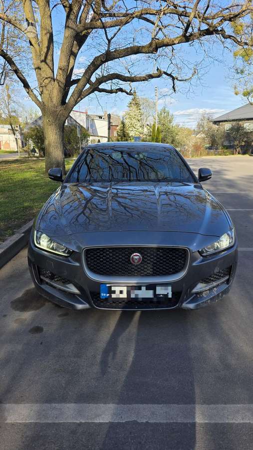 Jaguar XE по частям. 204dtd