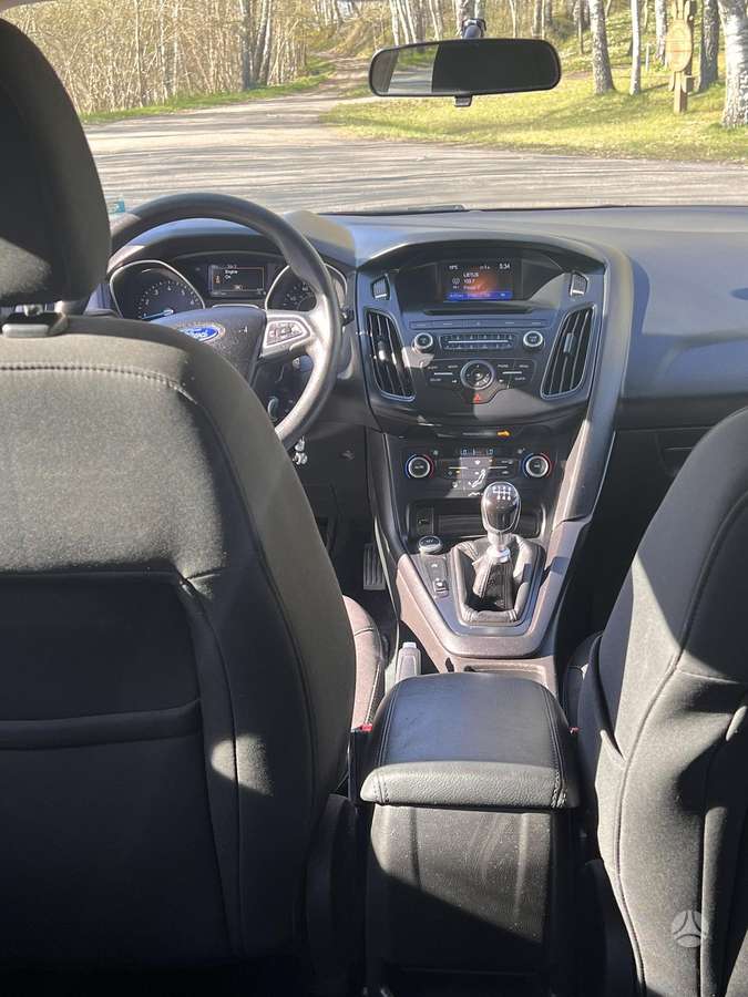 Ford Focus, 1.0 l., hatchback