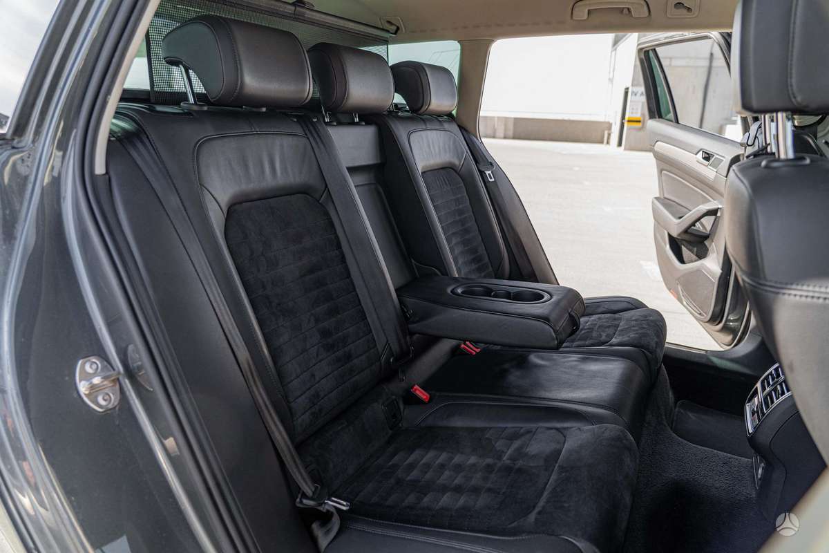 Volkswagen Passat, 2.0 l., Универсал