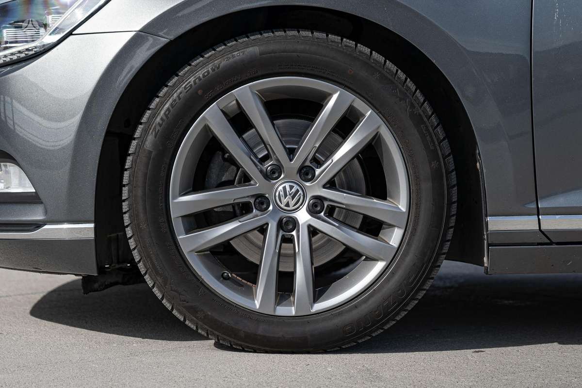 Volkswagen Passat, 2.0 l., Универсал