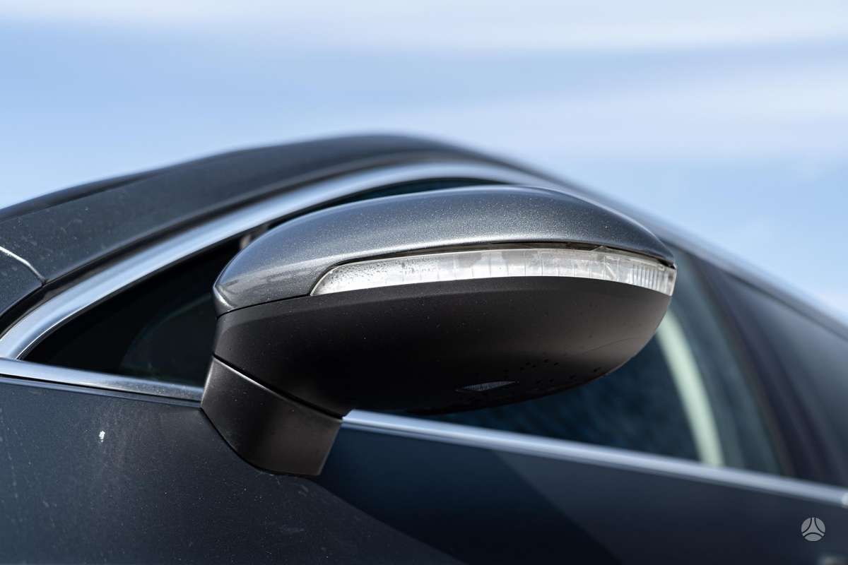 Volkswagen Passat, 2.0 l., Универсал