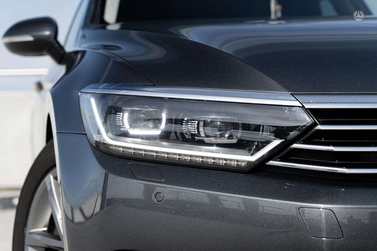 Volkswagen Passat, 2.0 l., Универсал