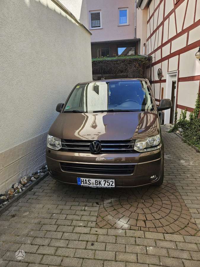 Volkswagen Multivan, 2.0 l., passenger minibus