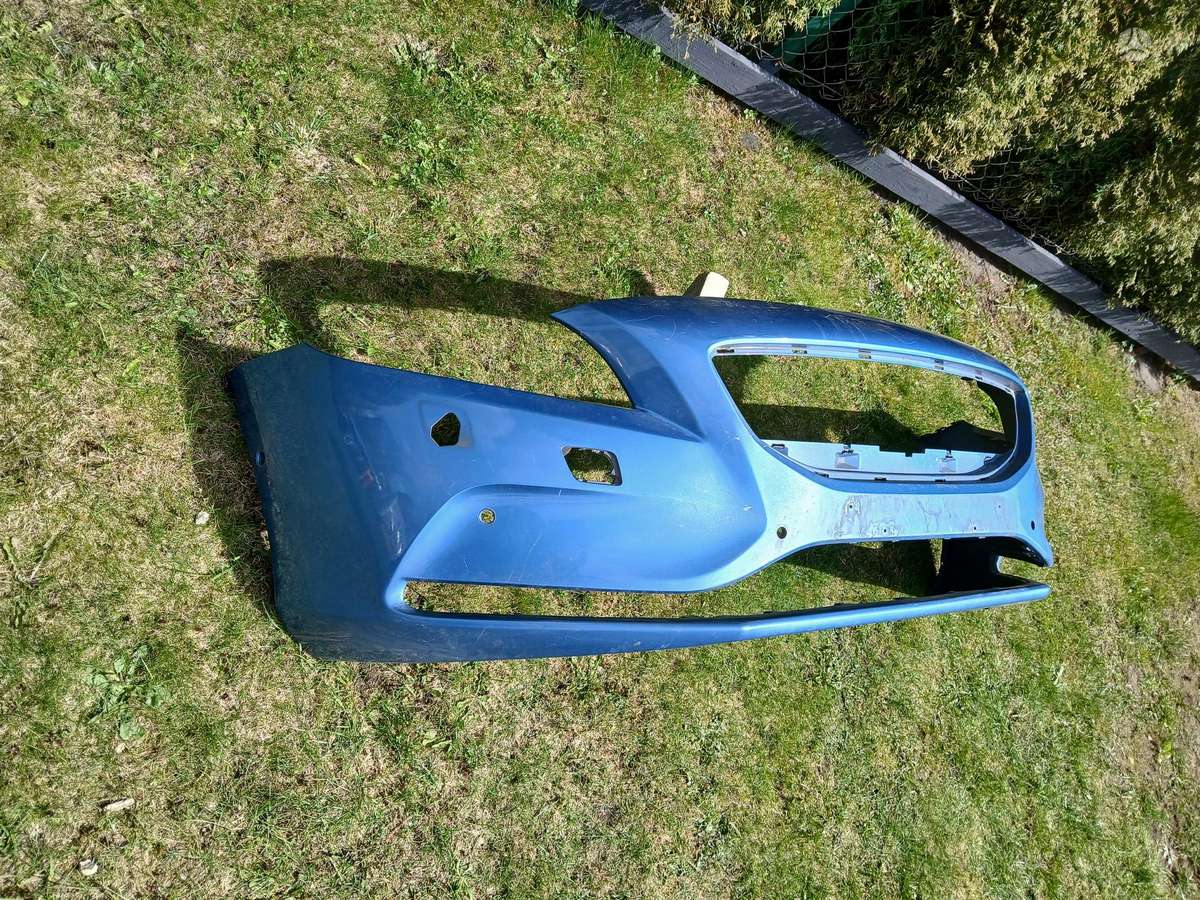 Volvo V40, 312 83 732, bumpers