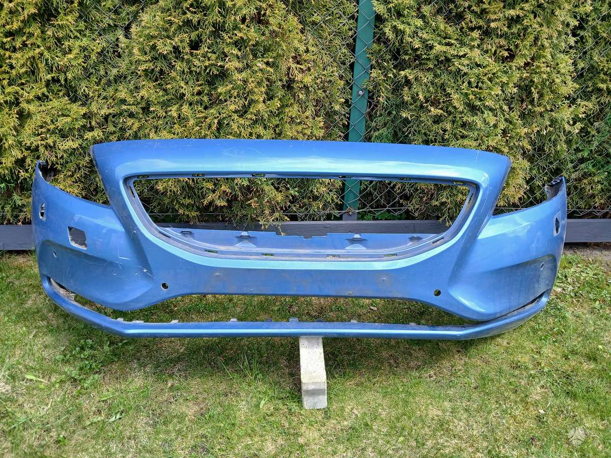 Volvo V40, 312 83 732, bamperiai